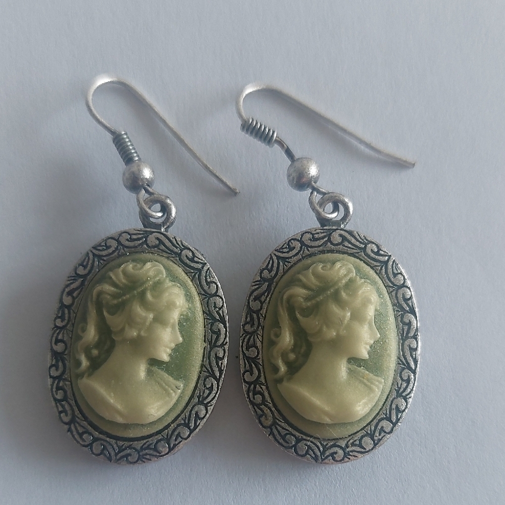 Elegant Green Cameo Earrings